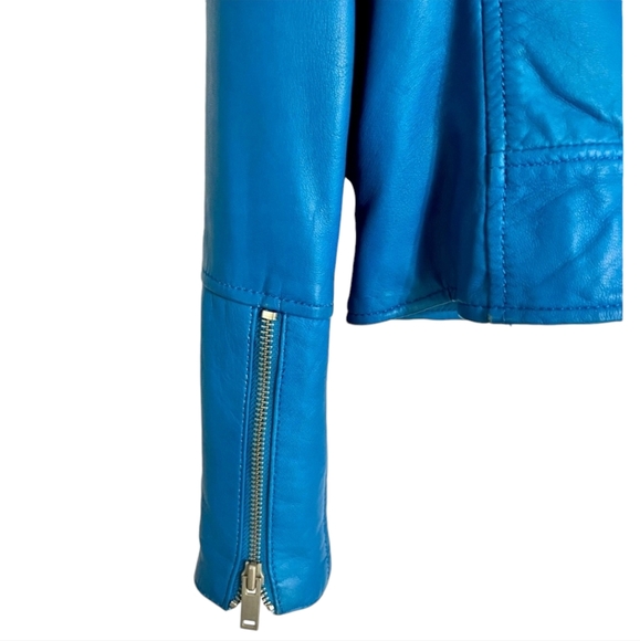 HOST PICK! 💙 Danier - Rare Peacock Blue Leather Jacket - Picture 2 of 5